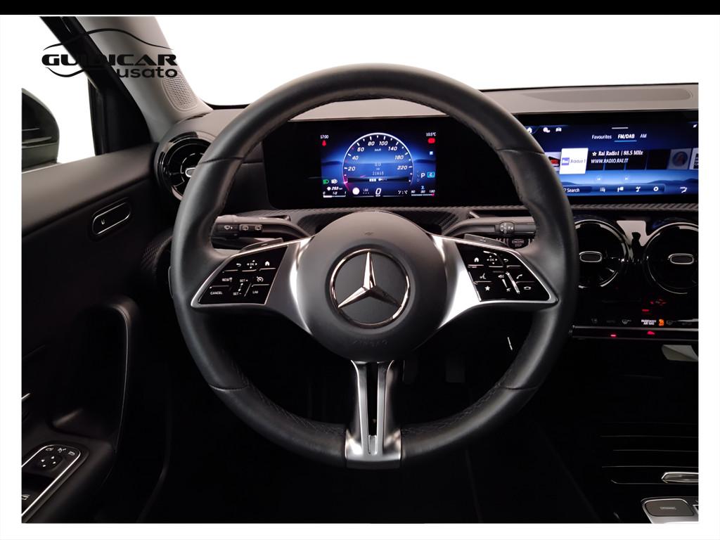 Mercedes-Benz Classe A - W177 2023 - A 180 d Advanced auto