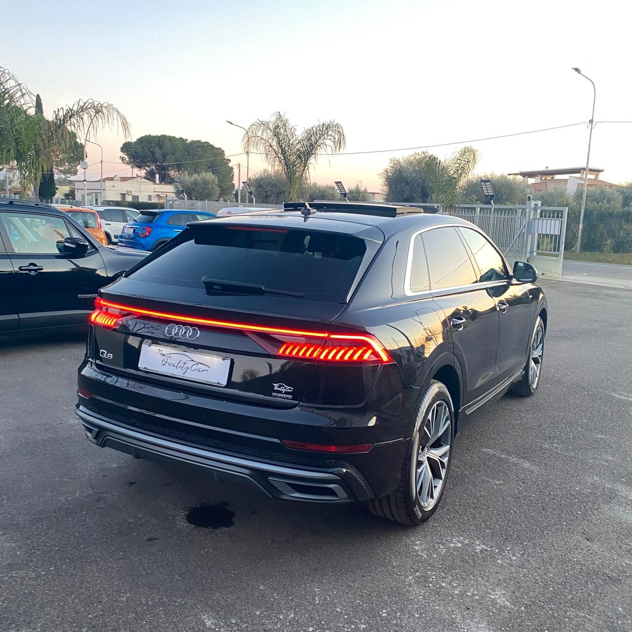 Audi Q8 50 TDI 286 CV quattro tiptronic Sport