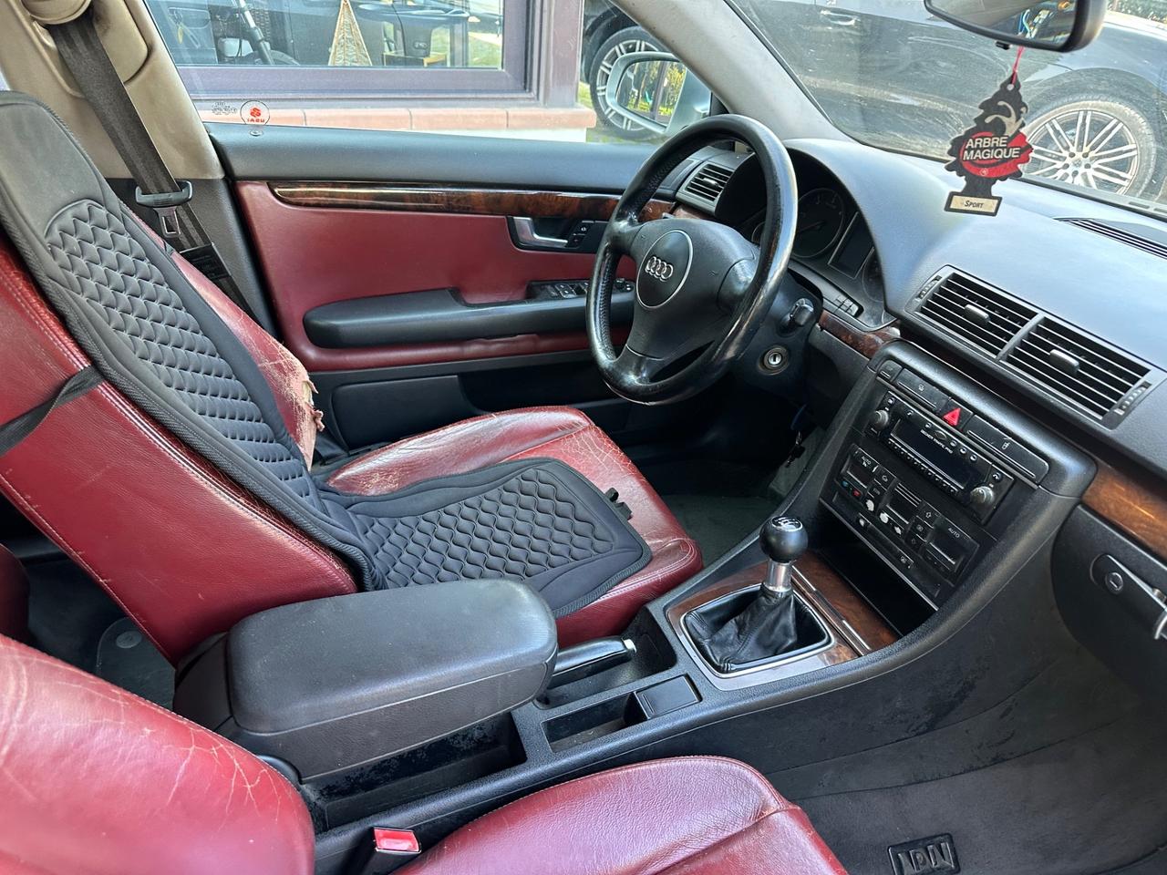Audi A4 1.9 TDI/130 CV cat Avant VENDITA SOLO A COMMERCIANTI