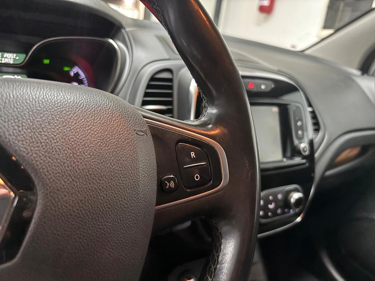 Renault Captur 1.5 90CV dCi EDC Energy Initiale Paris
