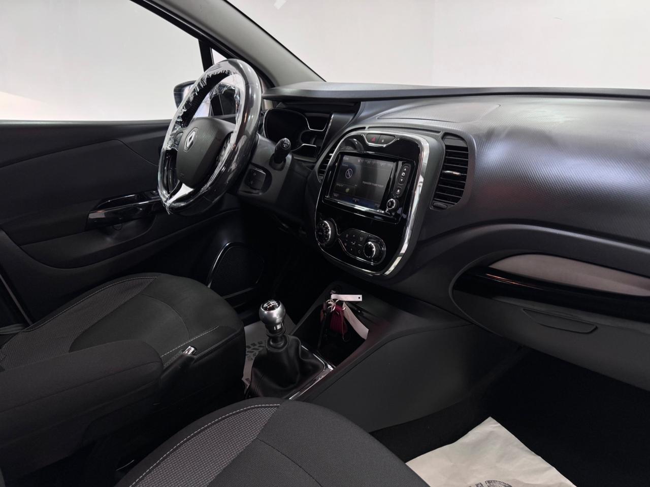 Renault Captur-78000-2017- 110 CV Energy Intens