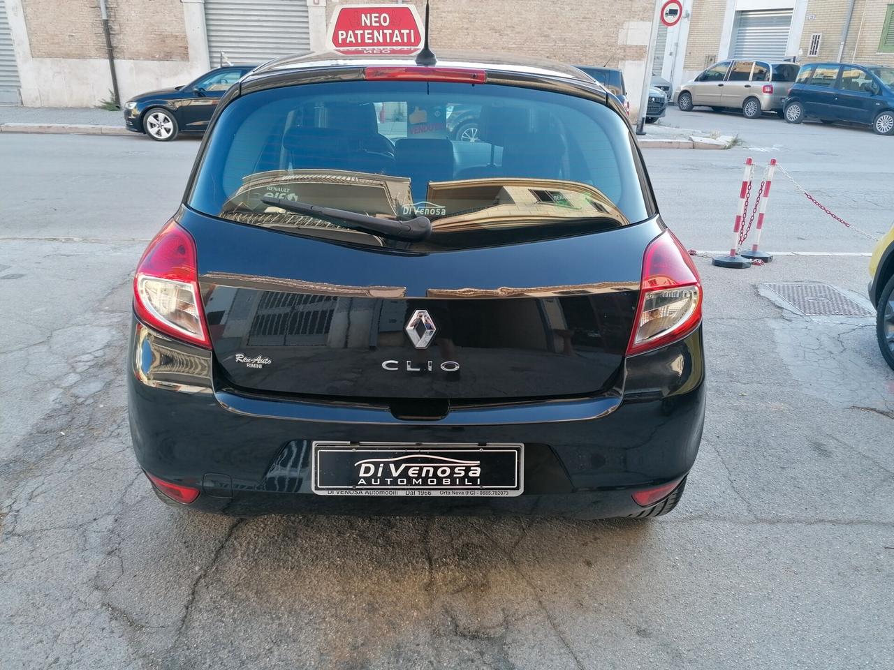 Renault Clio 1.2 Benzina PARI AL NUOVO