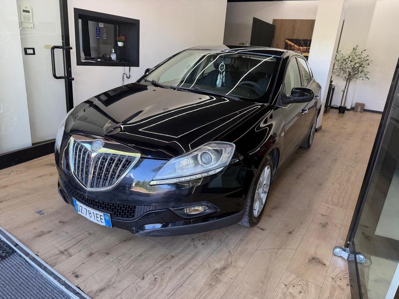 Lancia Delta 1.4 T-Jet 120 CV Platino Ecochic GPL