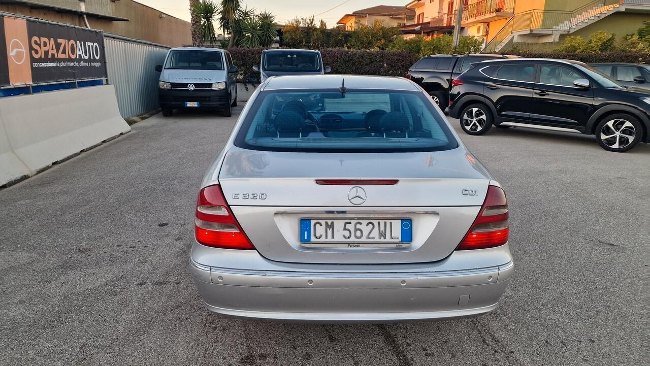 Mercedes-benz E 320 CDI cat *Avantgarde*