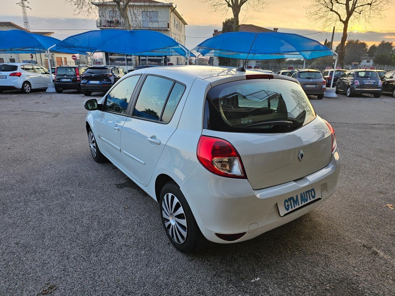 Renault Clio 1.2 16V 5 porte GPL - Neopatentati