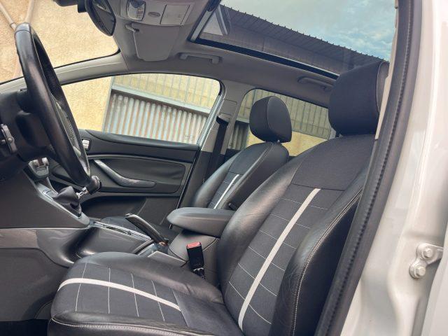 FORD Kuga 2.0 TDCi 136 CV Titanium