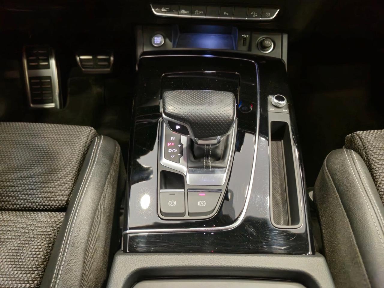 Audi Q5 Sportback 40 tdi mhev S line quattro s-tronic - ACC/Lim - Cam - Carplay