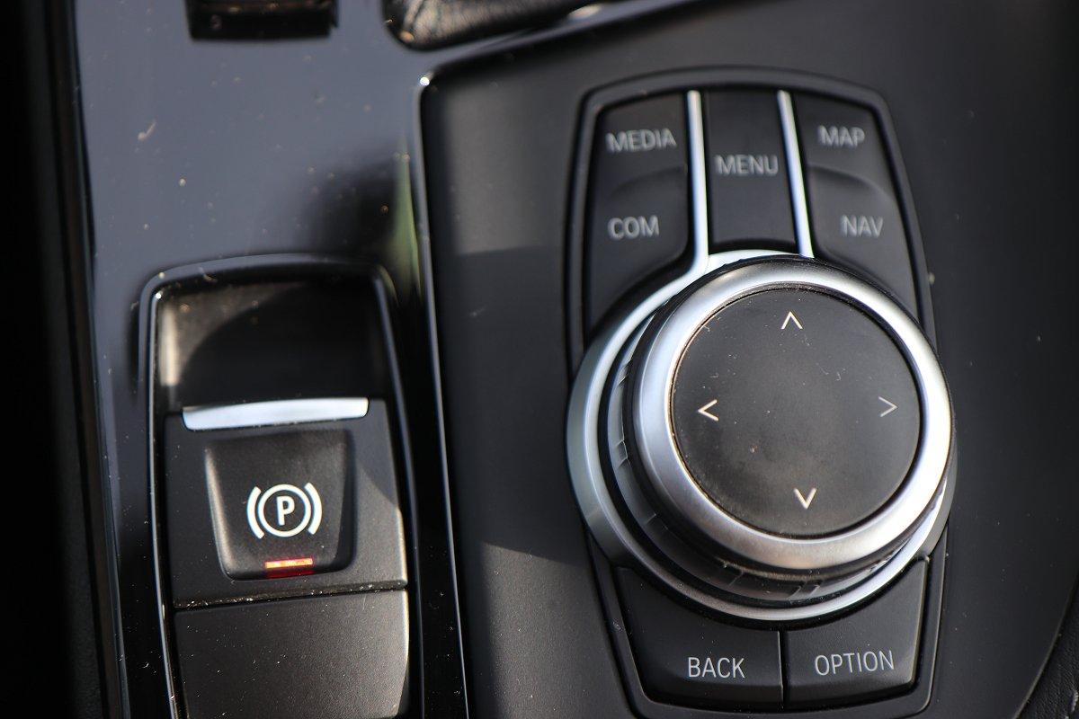 BMW X2 sDrive18d Business-X