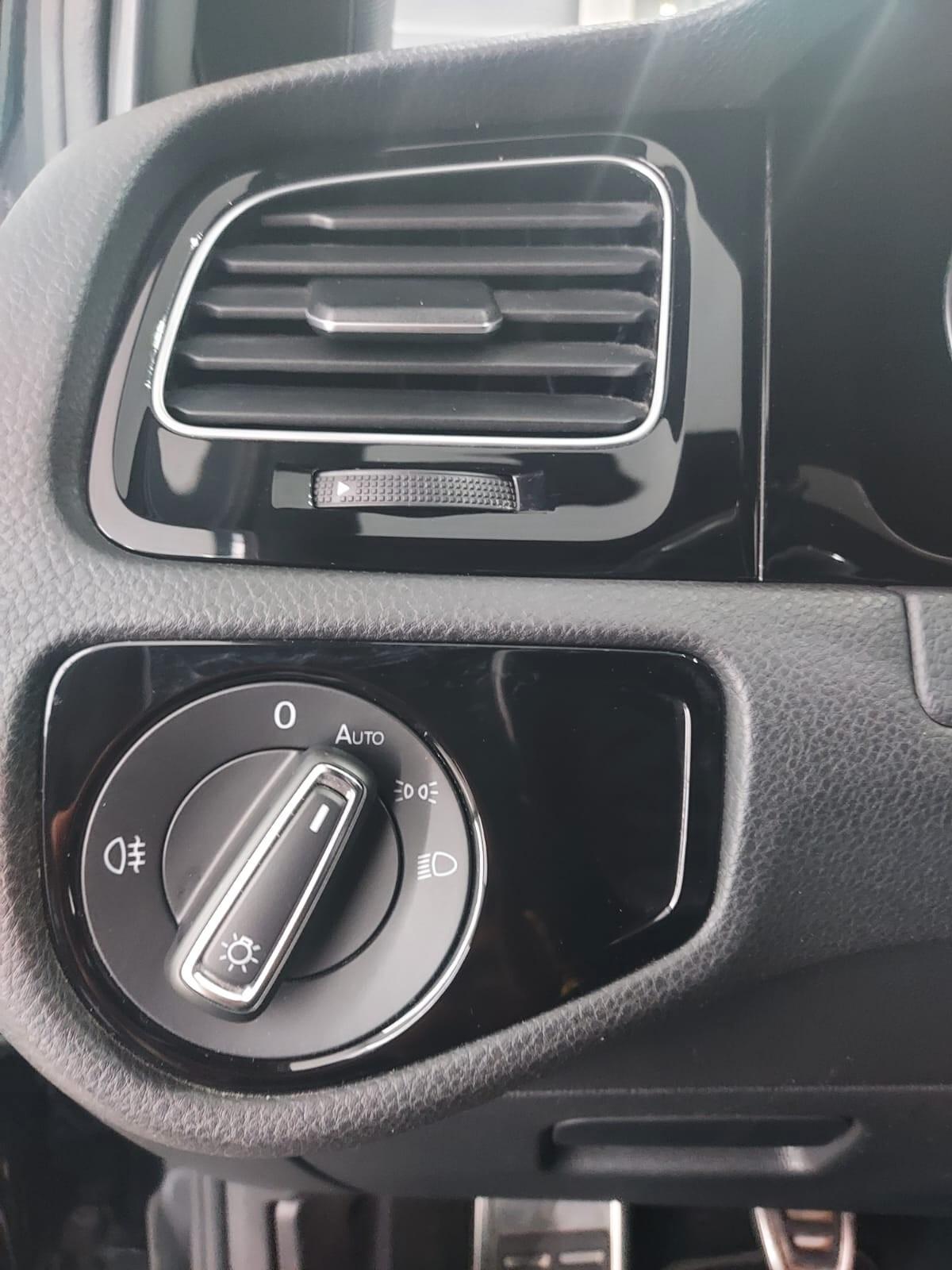 Volkswagen Golf 1.6 TDI 115 CV 5p. R-LINE 2019