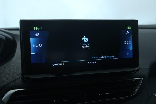 PEUGEOT 3008 Hybrid 225 e-EAT8 Allure Pack