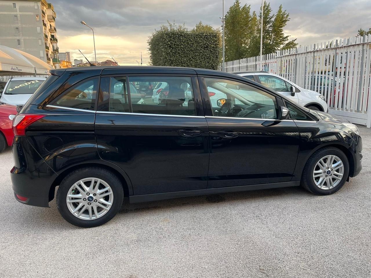 Ford C-Max 1.6 TDCi 115CV Titanium 7 posti