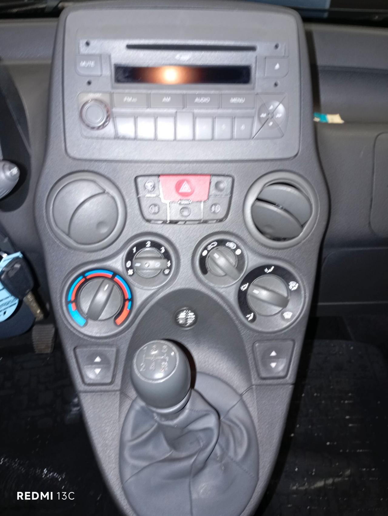 Fiat Panda del 2011 1200 benzina 90.000 km