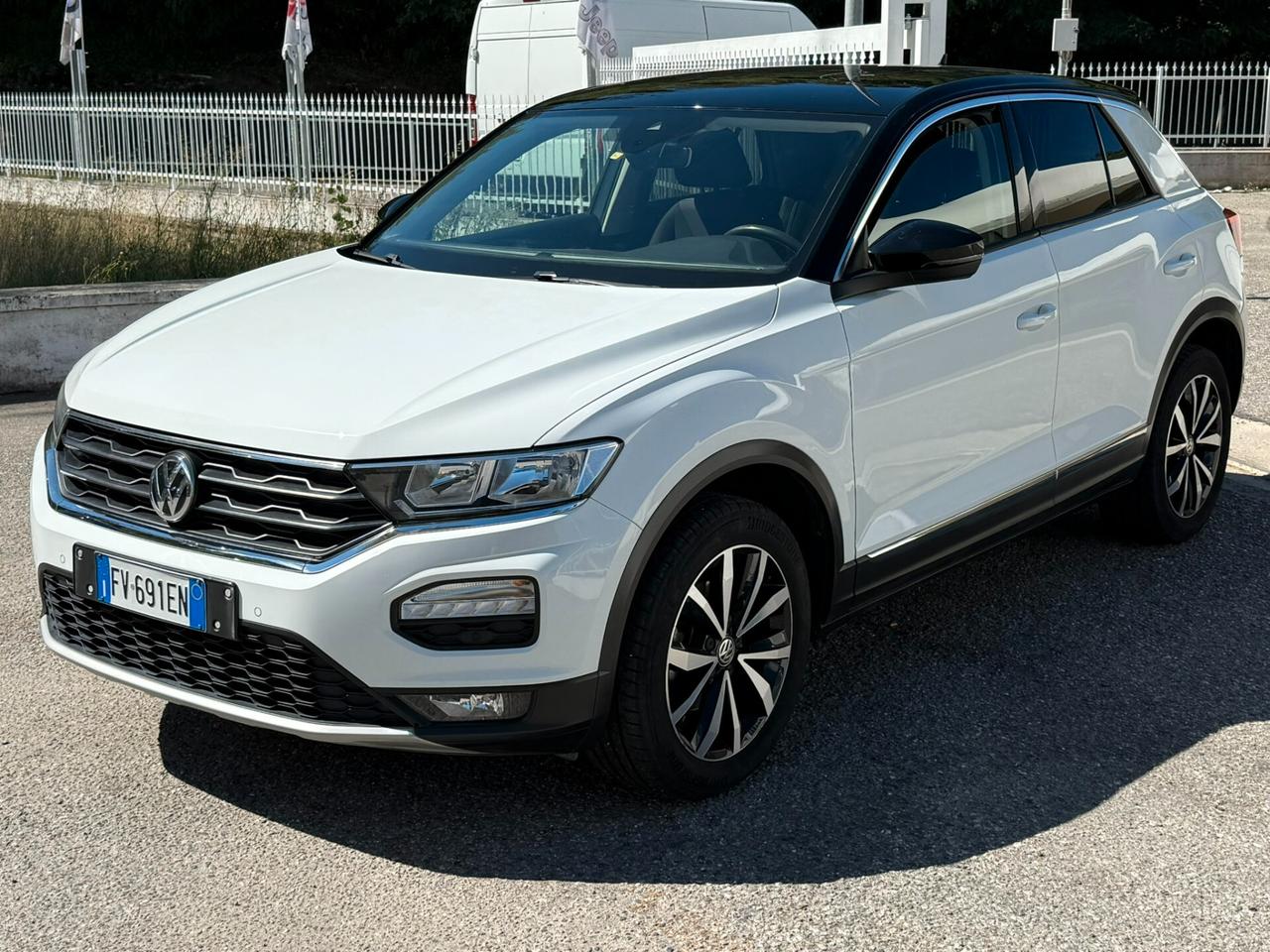 Volkswagen T-Roc 1.0 TSI 115 CV StBlueMotion Gancio di Traino