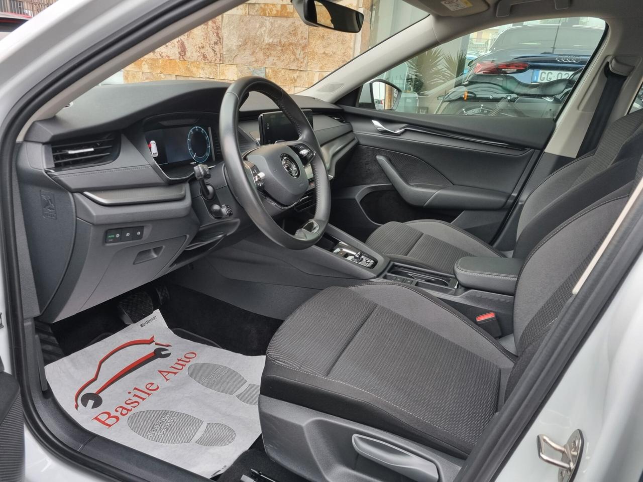 Skoda Octavia 2.0 TDI EVO SCR DSG Wagon Ambition