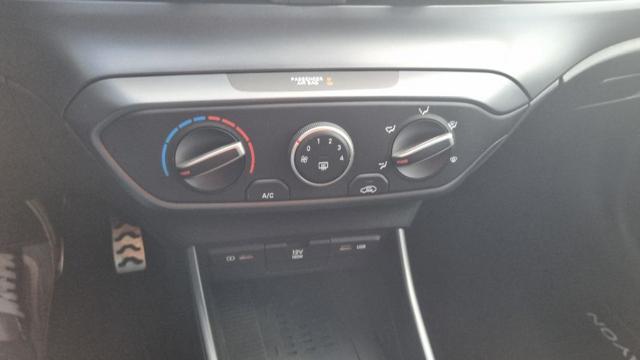 HYUNDAI Bayon 1.2 MPI MT Exclusive
