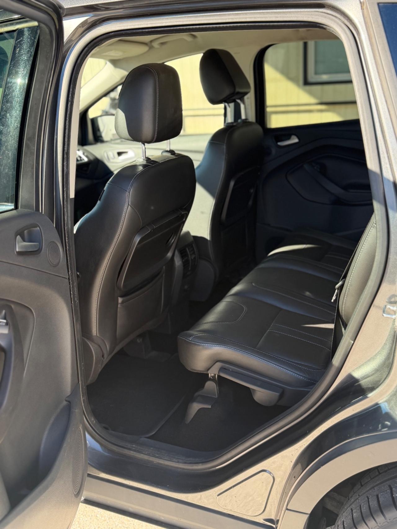 Ford Kuga 2.0 TDCI 150 CV S&S 4WD Titanium