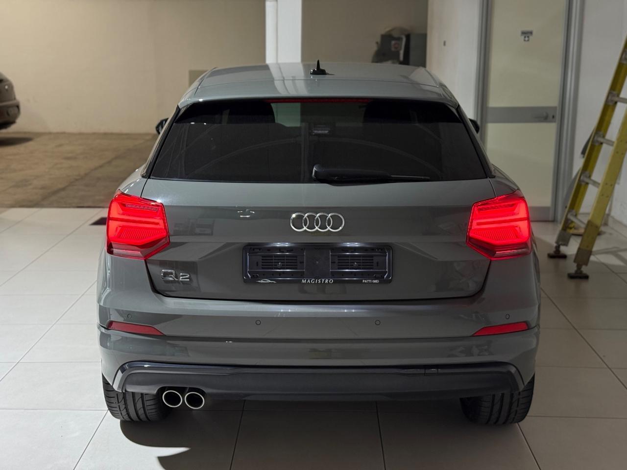 Audi Q2 35 TFSI 1.5 150 CV S-LINE Identity Black