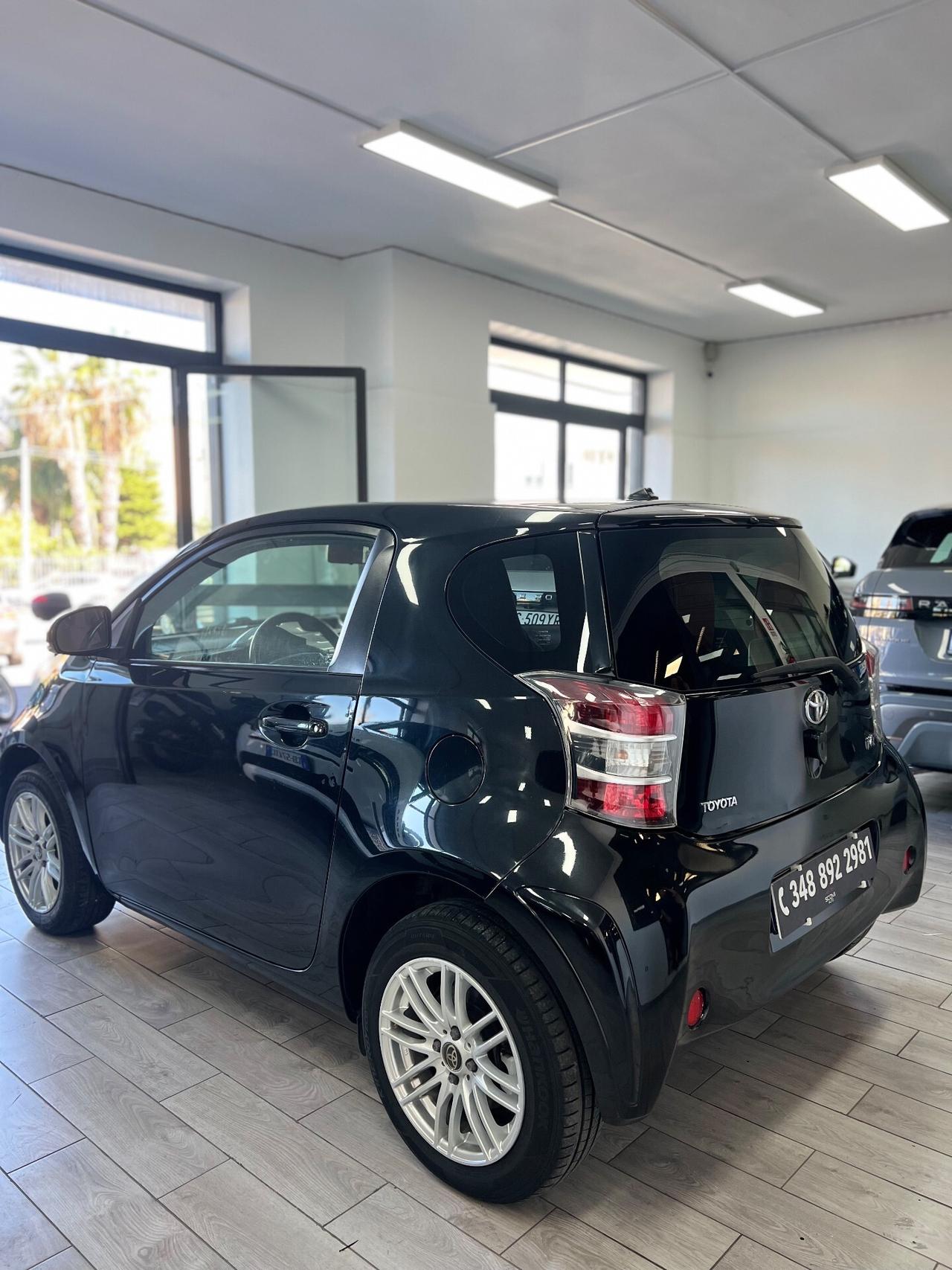 Toyota iQ 1.0 Multidrive