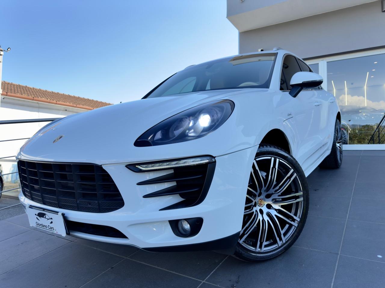 Porsche Macan 3.0 S Diesel white edition pari al nuovo