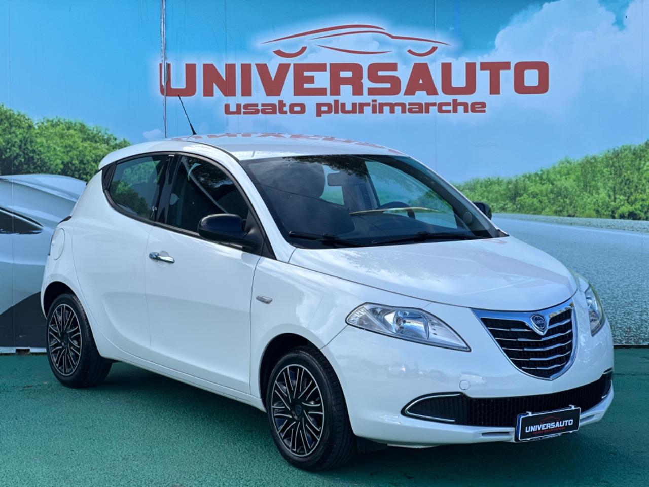 Lancia Ypsilon 1.3 MJT 95cv Silver 2012