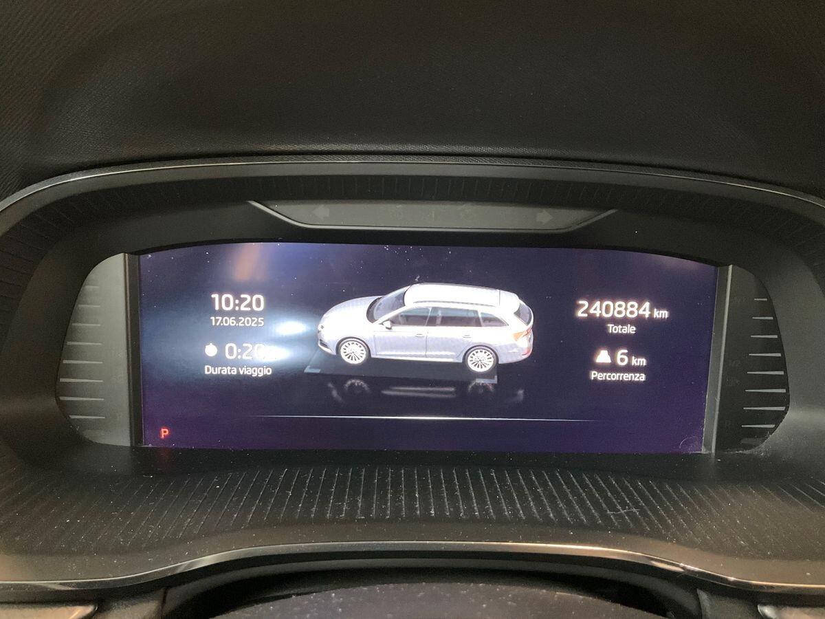 SKODA OCTAVIA 1.5 G-TEC DSG Wagon Executive