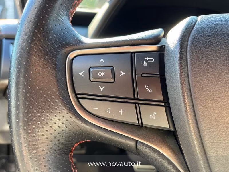 Lexus UX UX Hybrid 4WD F Sport