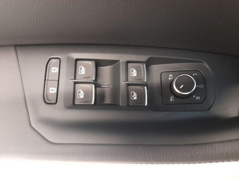 Volkswagen Touareg 3.0 V6 TDI SCR 170kW R-Line Final Edit