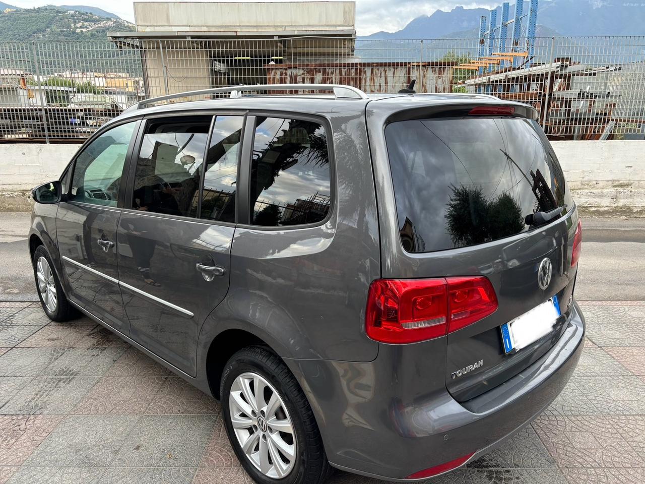 Volkswagen Touran Business 1.4 Highline EcoFuel