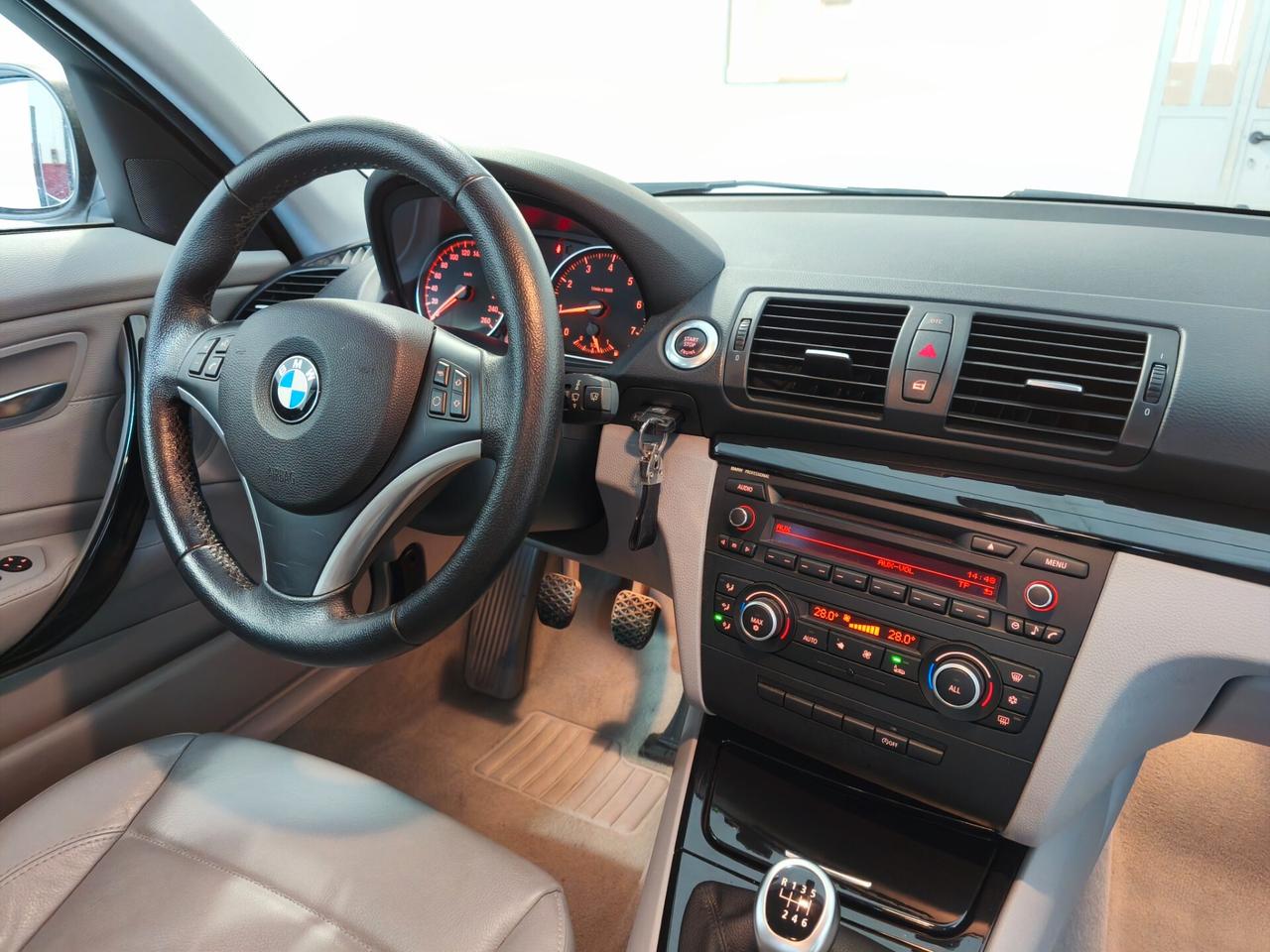 Bmw 120 120i cat 5 porte Futura