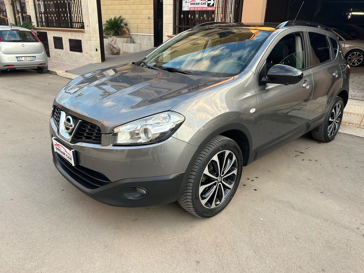 Nissan Qashqai 1.5 dCi DPF Tekna 360 TETTO NAVI