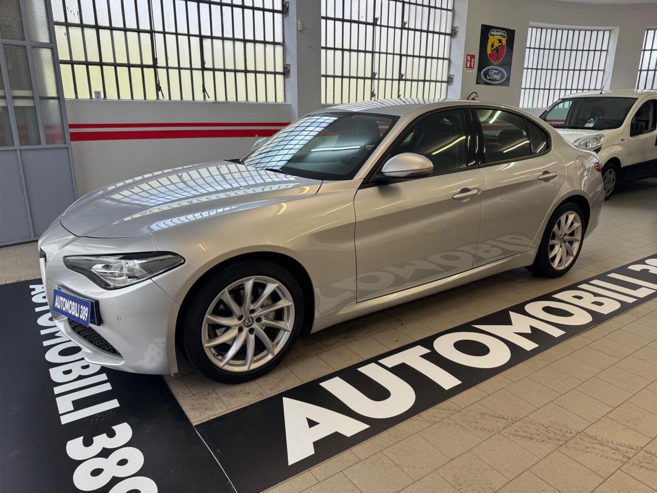 Alfa Romeo Giulia 2.2 Turbodiesel 160 CV AT8 Super