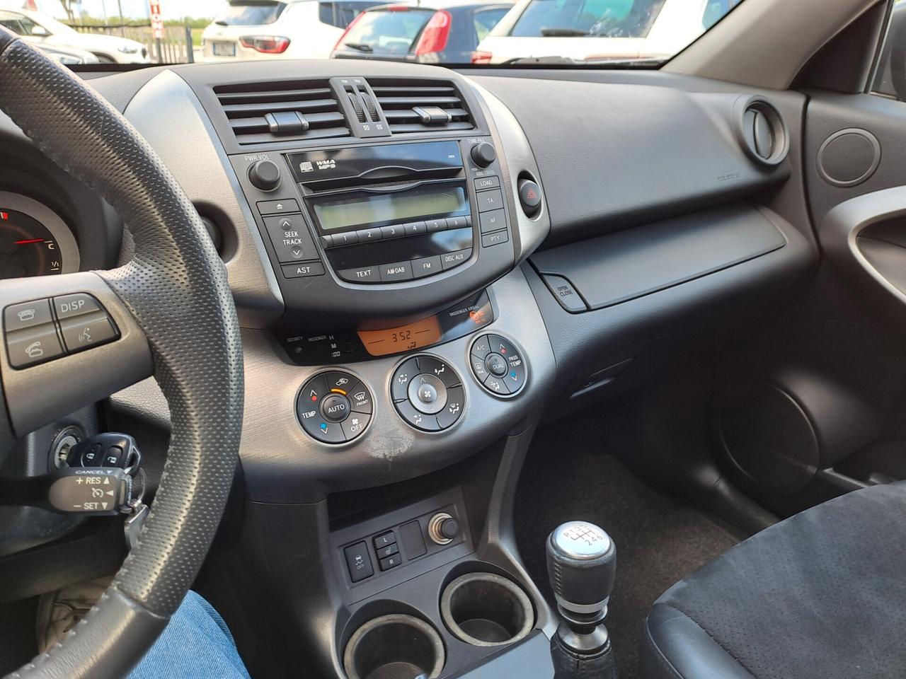 Toyota RAV4 2.2 D-4D 150 CV Exclusive 4x4