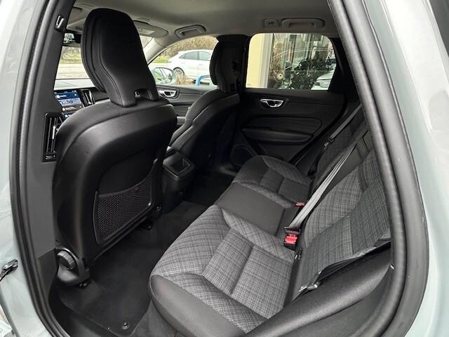 Volvo XC 60 XC60 B4 (d) automatico Core SUBENTRO LEASING