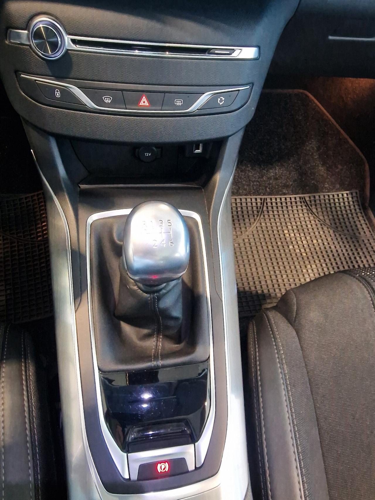Peugeot 308 BlueHDi 130 S&S GT Line, 122 mila chilometri