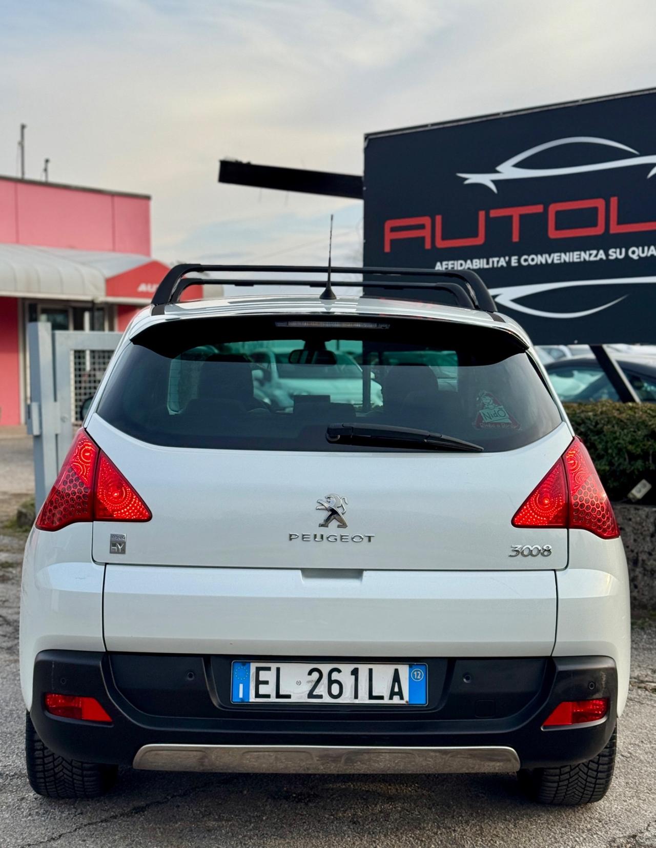 Peugeot 3008 HYbrid4 (4x4) FULL OPT 140.000Km