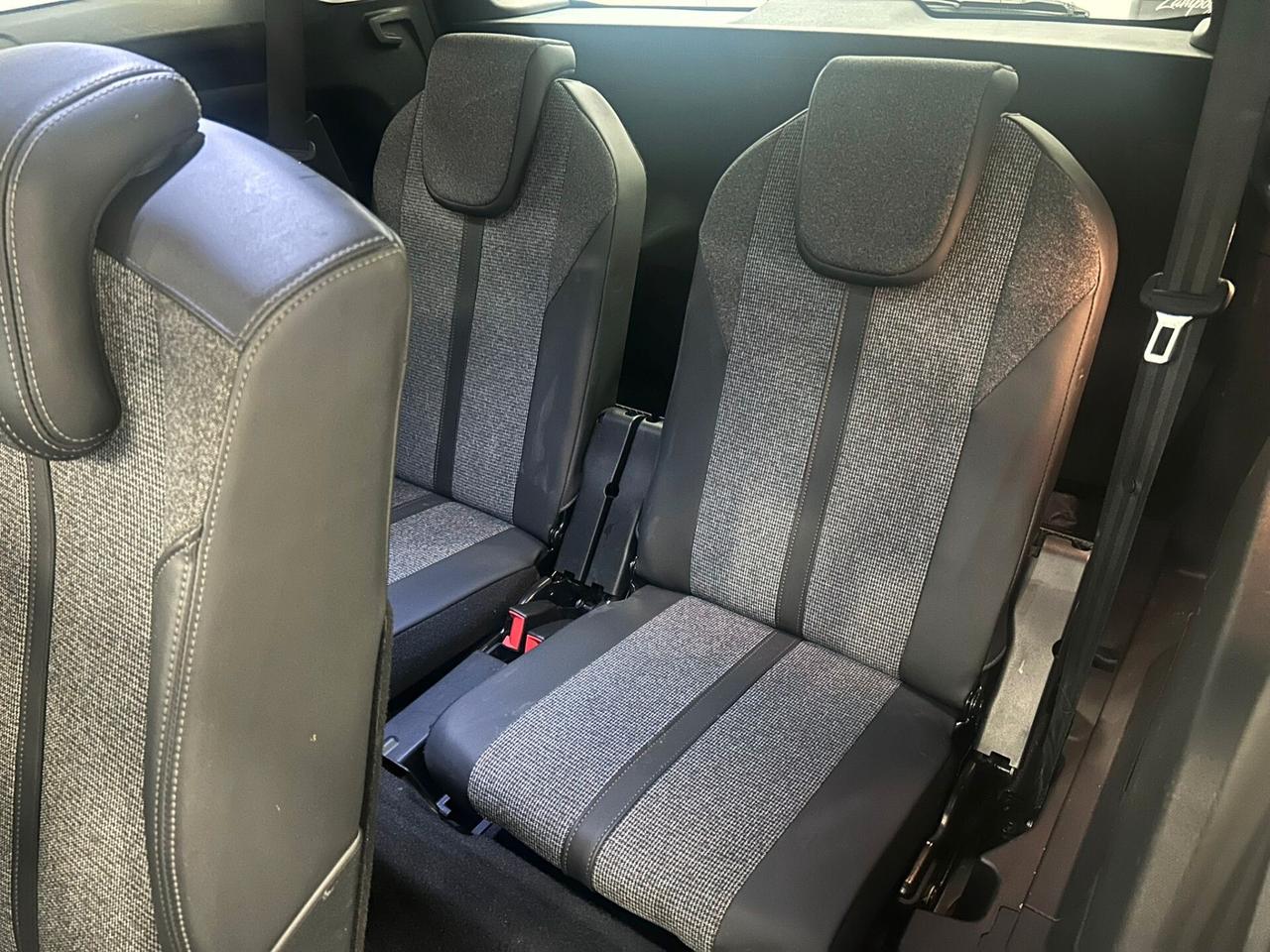 Peugeot 5008 1.5 hdi 130cv Allure 7p TETTO 2018