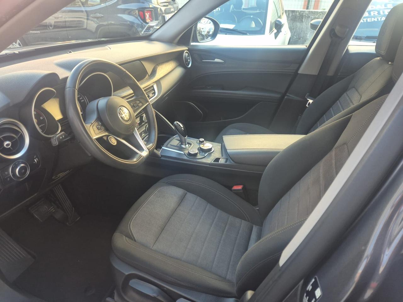 Alfa Romeo Stelvio 2.2 Turbodiesel 190 CV AT8 Q4 Executive - CAMBIO AUTOMATICO