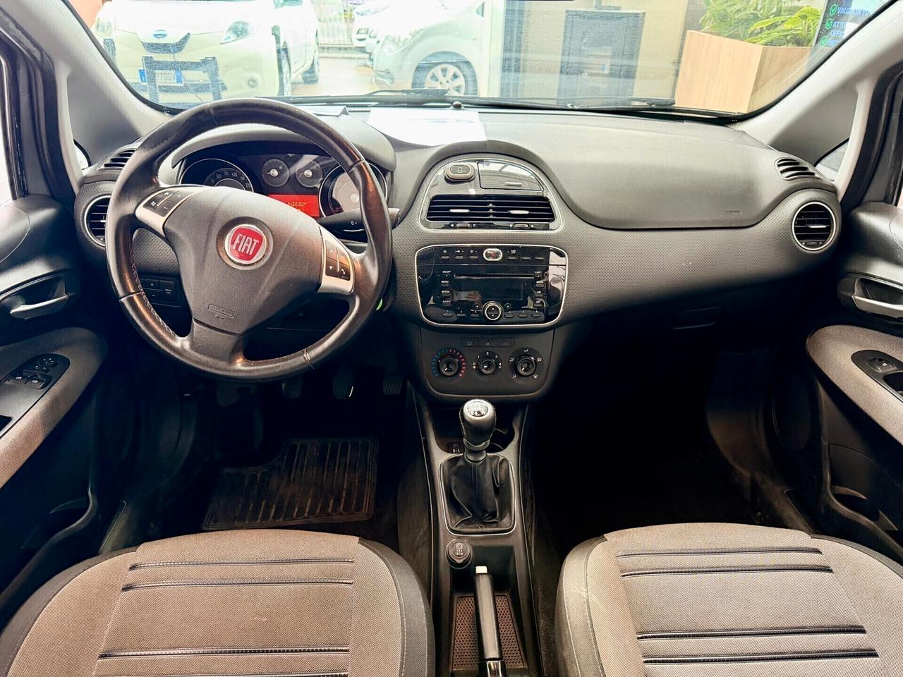 FIAT PUNTO 1.4 BENZINA NEOPATENTE - UNIPRO