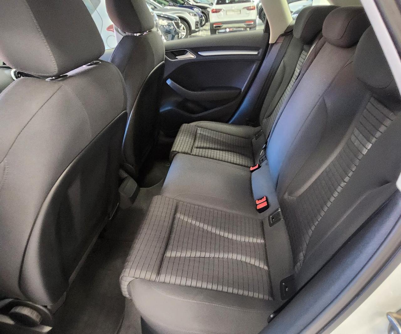 Audi A3 SPB 1.6 TDI clean diesel Attraction