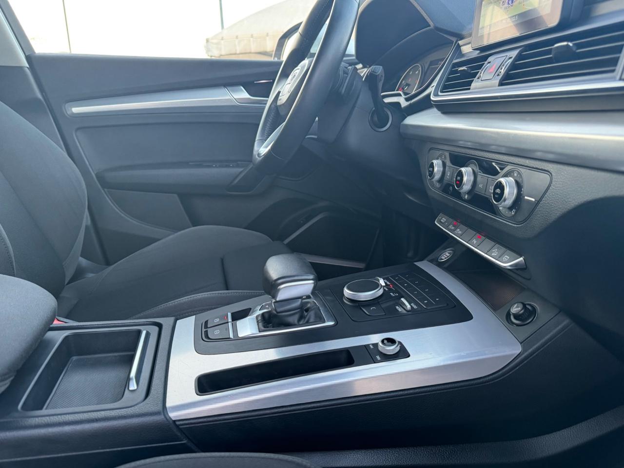 AUDI Q5 2.0 TDI 190cv Quattro Sport-Led Navi 18