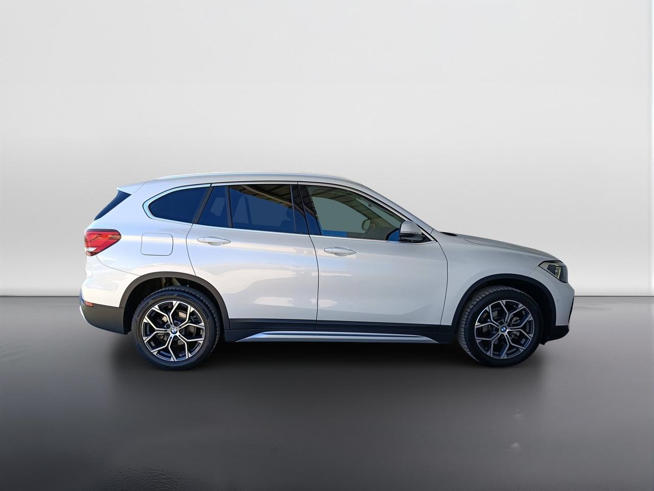 BMW X1 F48 2019 - X1 sdrive16d xLine auto