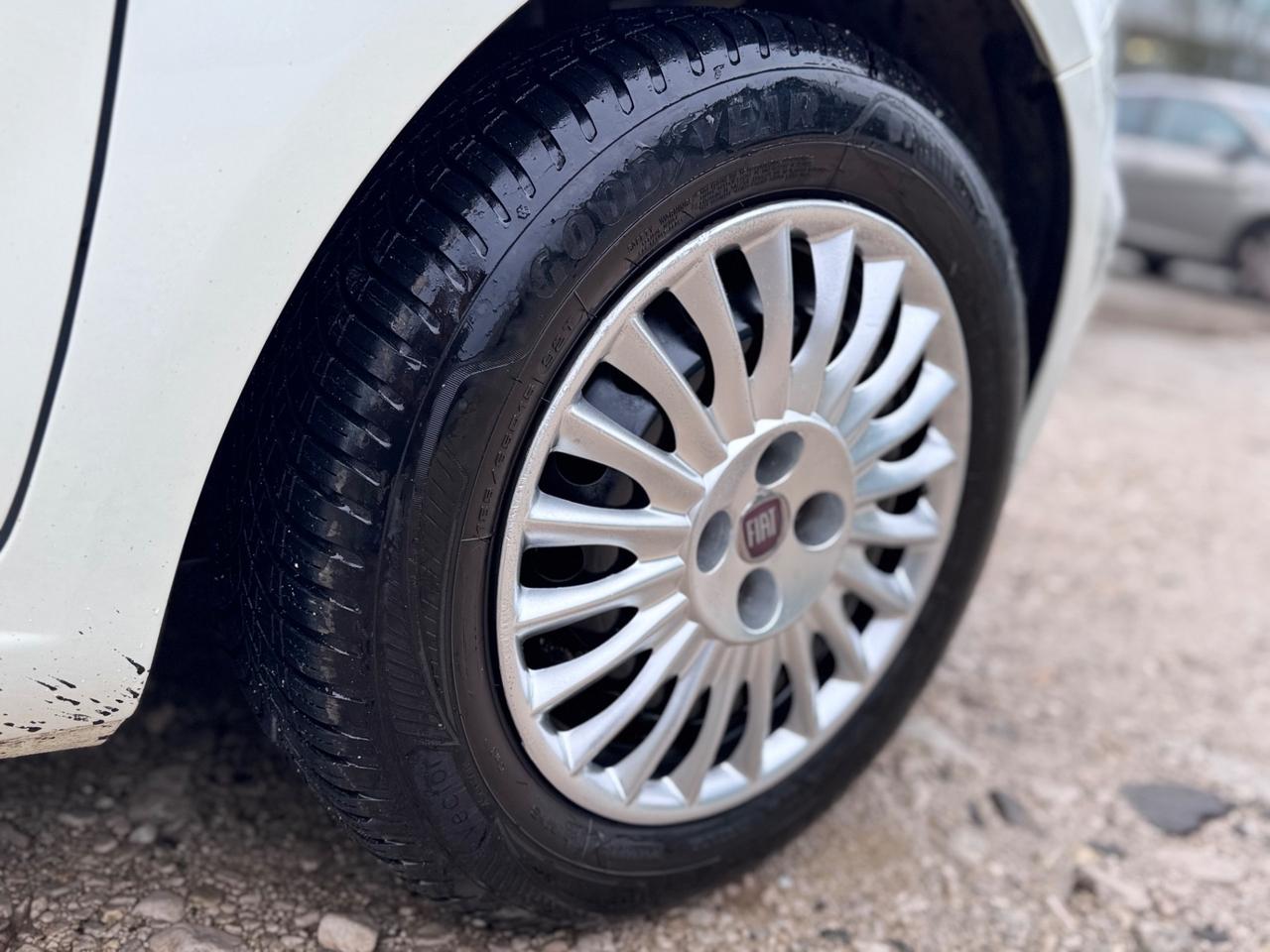 Fiat Grande Punto 1.4 Benzina metano 77cv - 2013