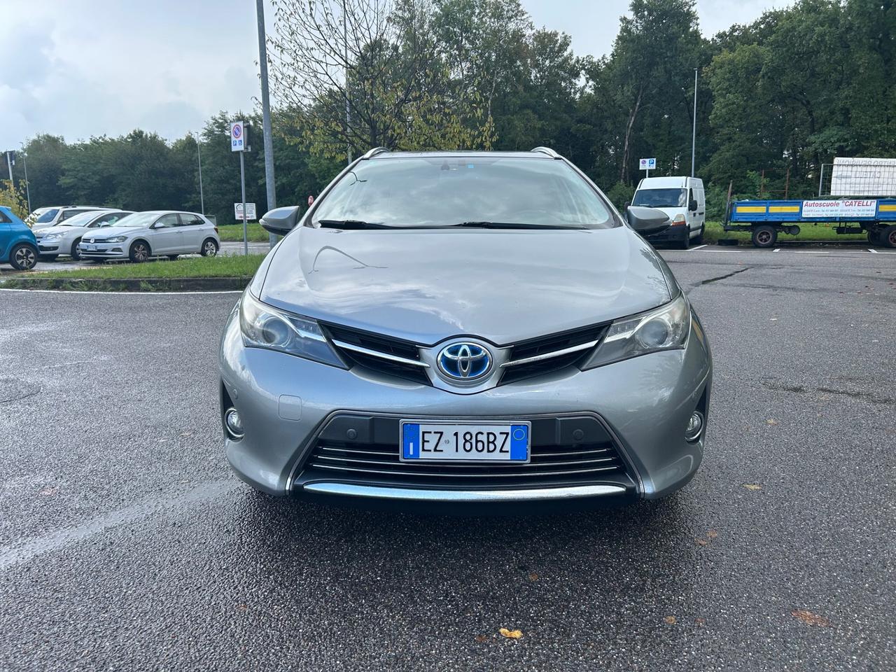 Toyota Auris 1.8 Hybrid Business