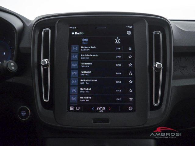 VOLVO XC40 B3 Mild hybrid Benzina Essential