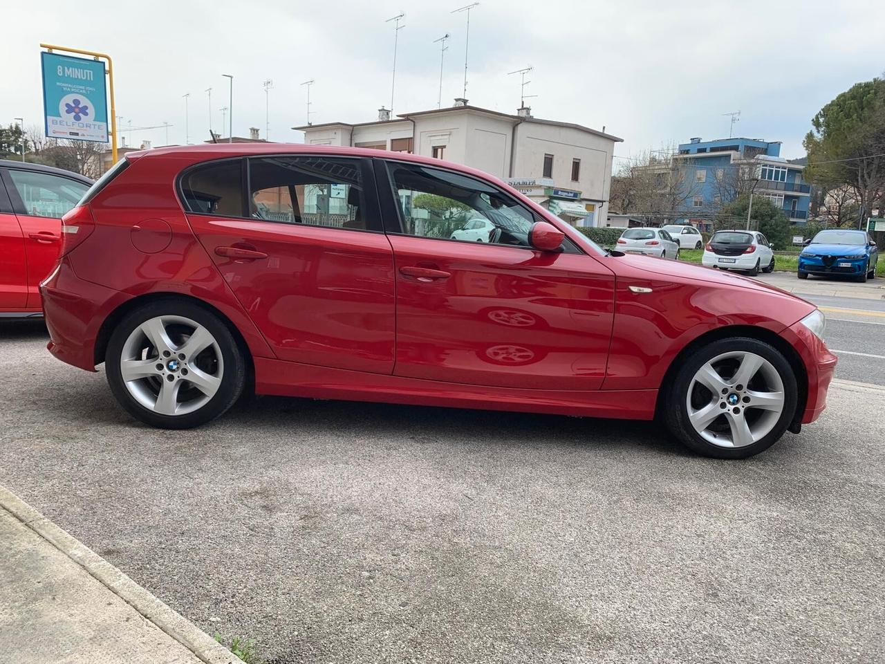 Bmw 116i cat 5 porte Neopat. Ok immatricolazione
