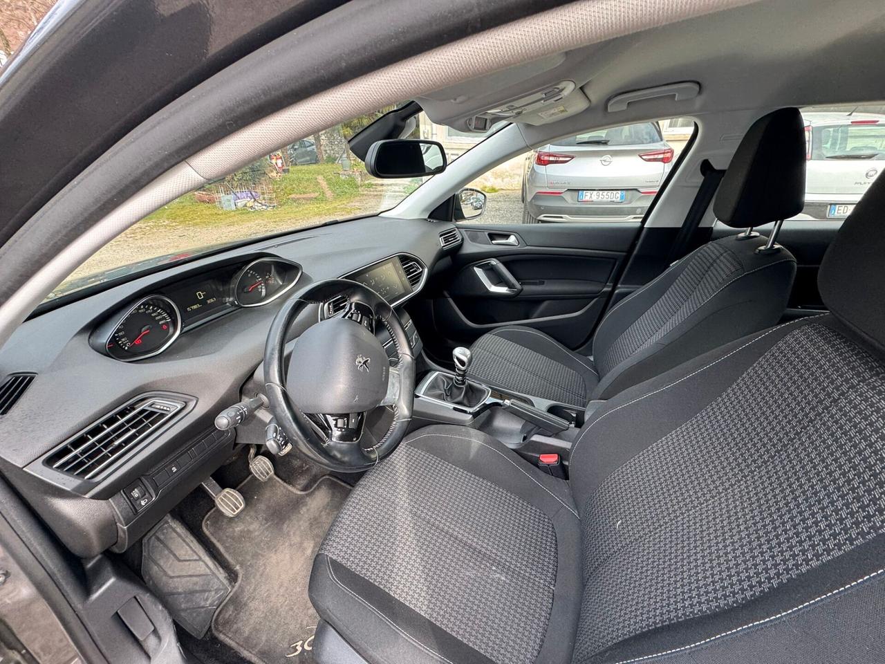 Peugeot 308 BlueHDi 120 S&S SW Business