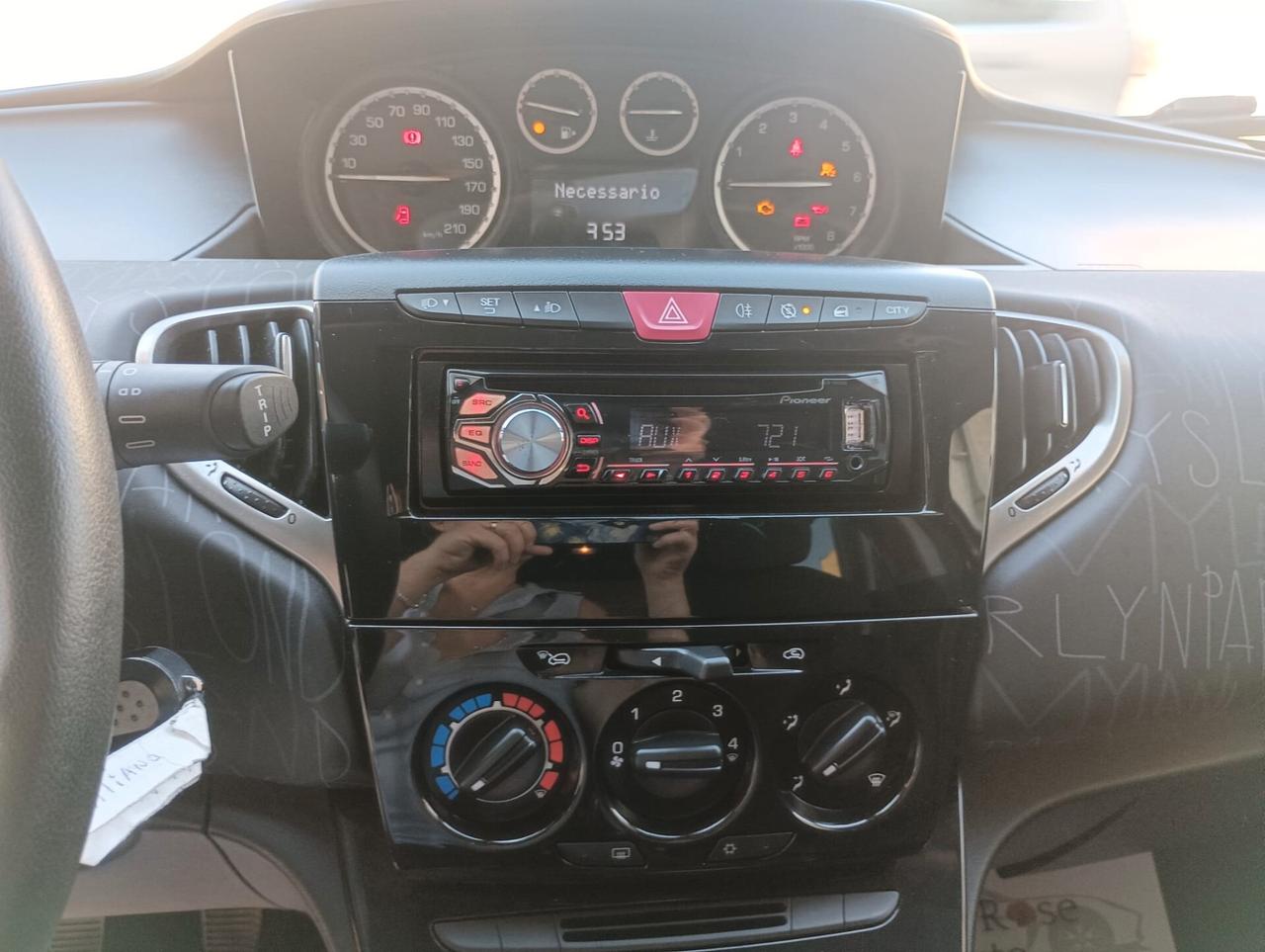 Lancia Ypsilon 1.2 benzinza 69 CV Elefantino Blu 5 porte