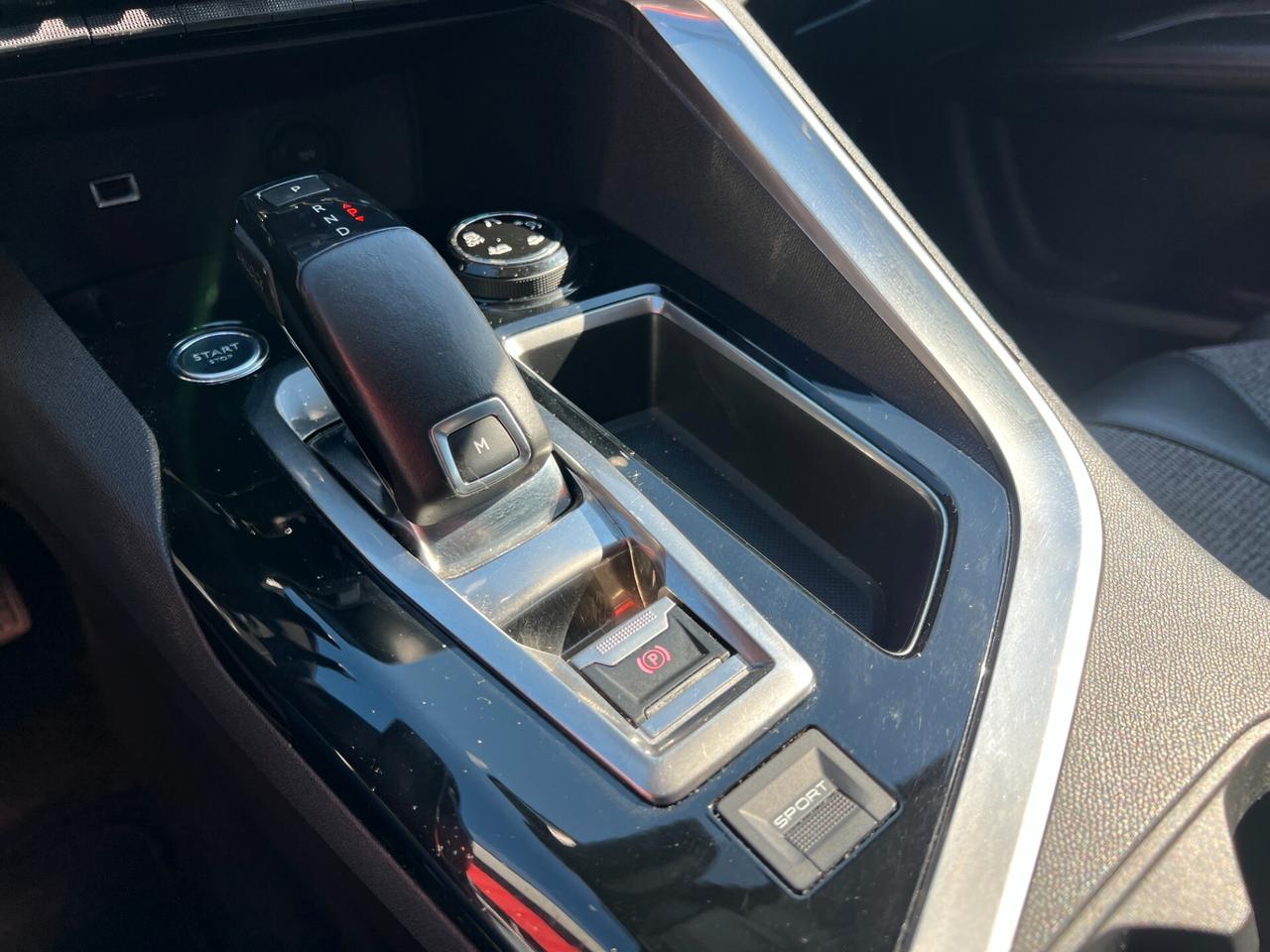 Peugeot 3008 BlueHDi 130 Automatica Sport