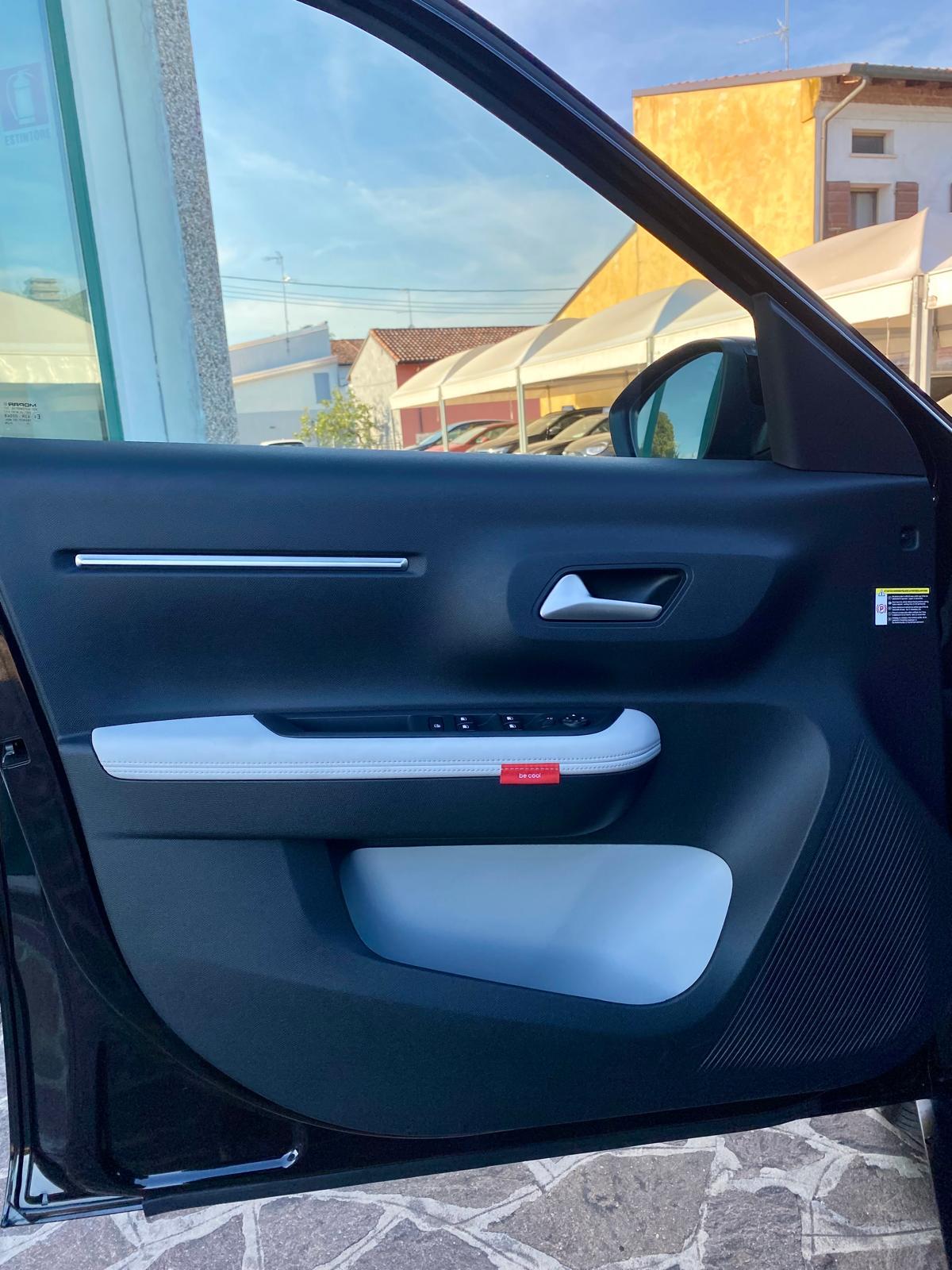 Citroen C3 44kWh elettrico Max 113cv