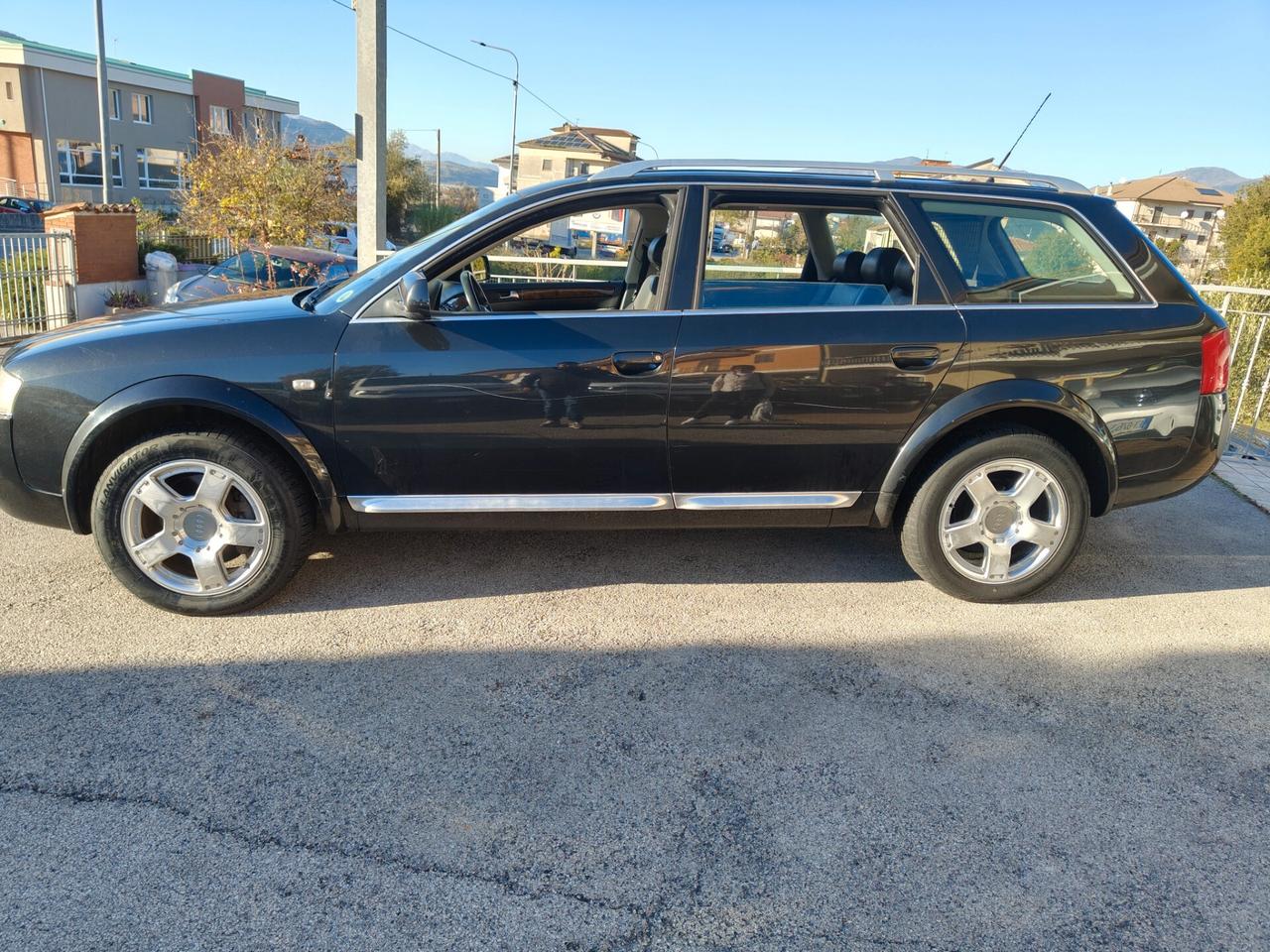 Audi A6 allroad 2.5 TDI 180 CV